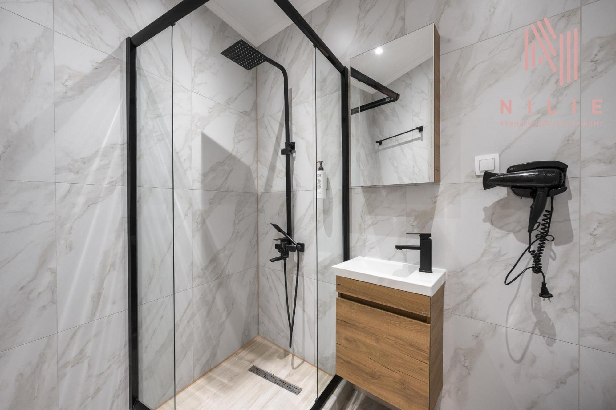 V1 Boutique Nilie Hospitality Mgmt Apartment Thessaloníki Ngoại thất bức ảnh
